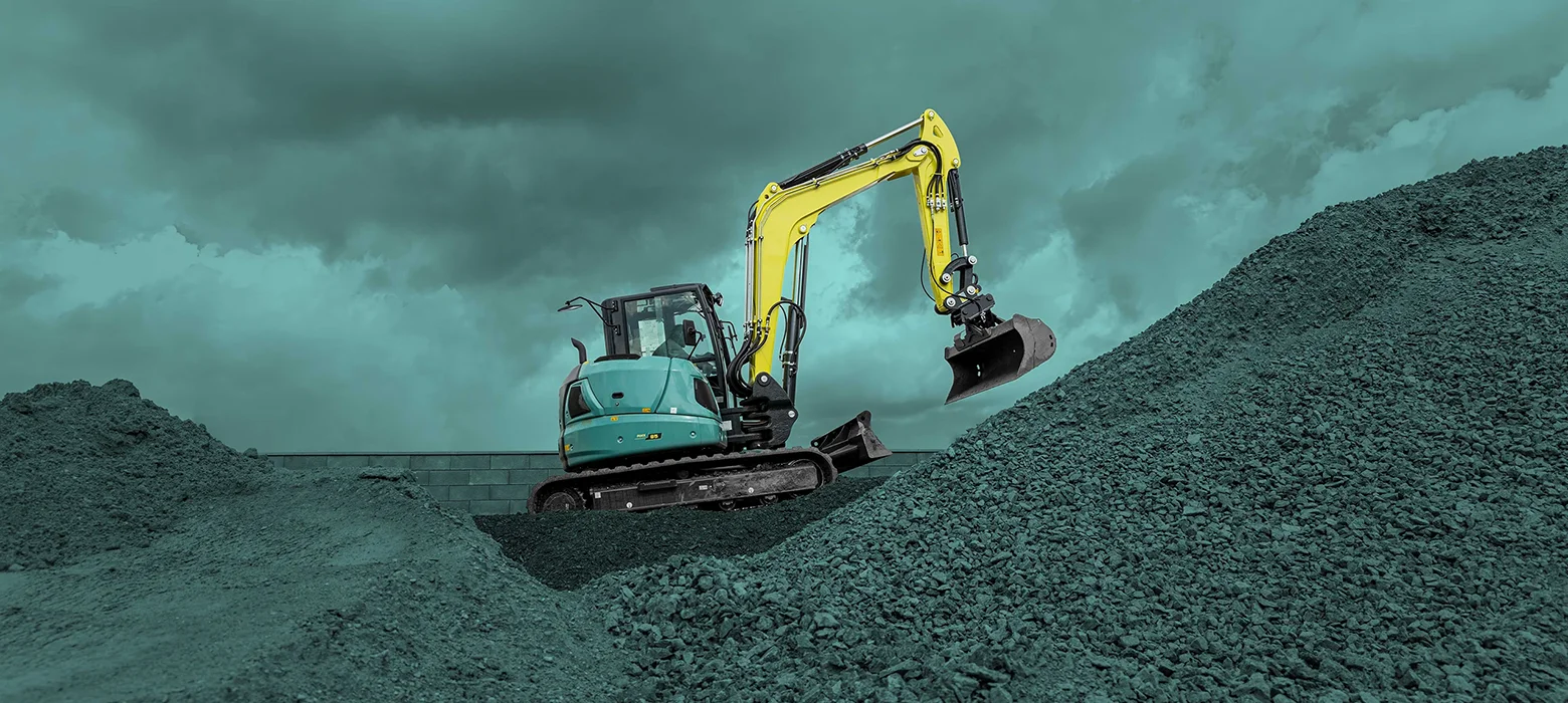 Soma Btp Godets Mini Pelle Bordeaux M5 Hero Image 01 Mini Excavator 1560x700